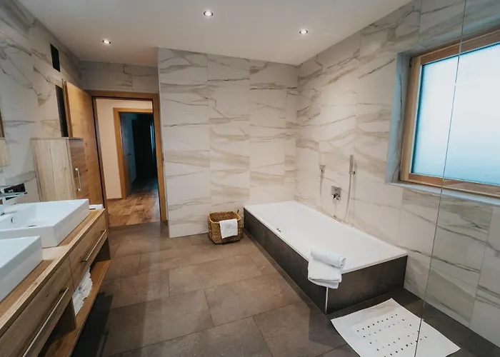 Apartklusiv شقة كالتنباش